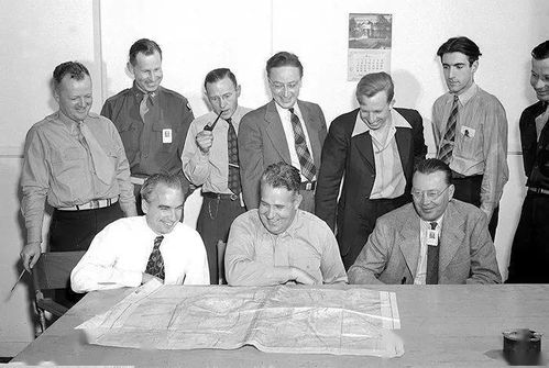 雙輪驅(qū)動(dòng) 美國如何構(gòu)建既能產(chǎn)出基礎(chǔ)理論突破，又能孵化尖端產(chǎn)品的科研創(chuàng)新生態(tài)